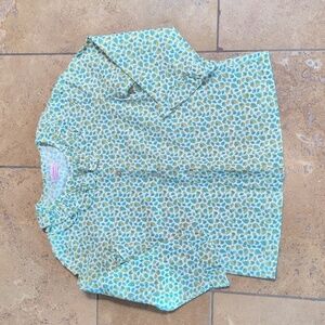 La Coqueta girl blouse. Green and yellow leaf print. Size 6Y.